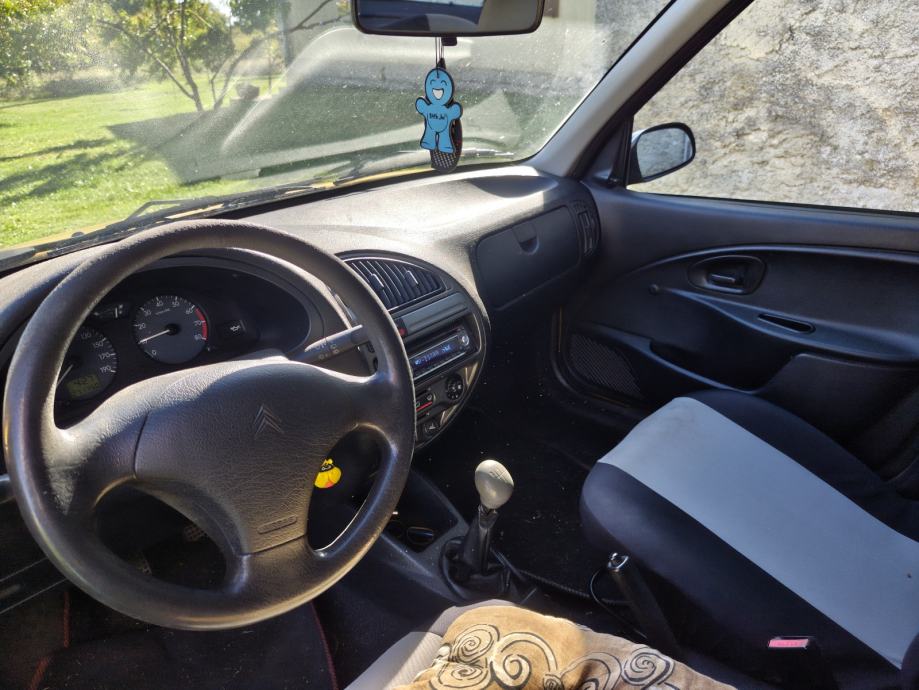 Citroën Saxo 1,1 i, pogled izvana - slika 3
