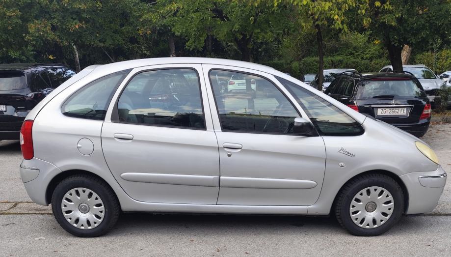 Citroën Xsara Picasso 1.6 benzin, 2008. 140.000 km, registriran 9/2027, fotografija 3