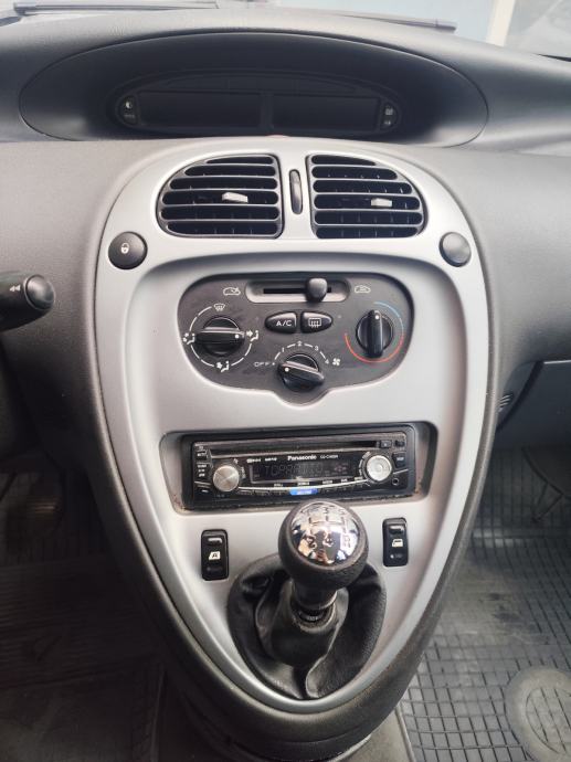 Citroën Xsara Picasso 1.6 benzin, 2008. 140.000 km, registriran 9/2027, fotografija 10