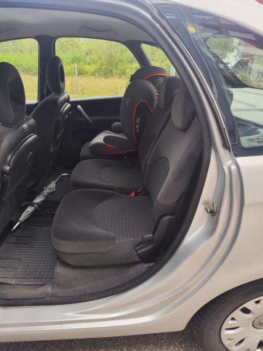 Citroën Xsara Picasso 1.6 benzin, 2008. 140.000 km, registriran 9/2027, fotografija 7