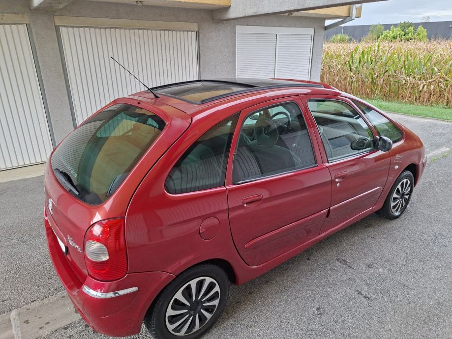 Citroën Xsara Picasso 1,6 HDi **panorama**top stanje**250tkm**, fotografija 13