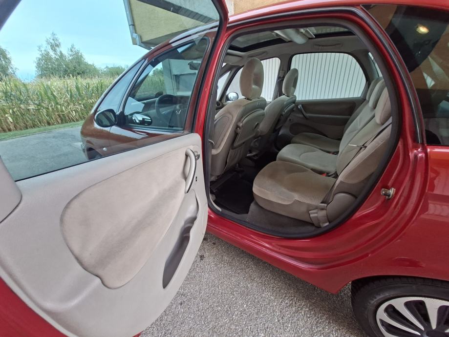Citroën Xsara Picasso 1,6 HDi **panorama**top stanje**250tkm**, fotografija 10