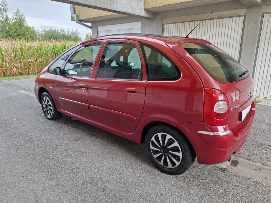 Citroën Xsara Picasso 1,6 HDi **panorama**top stanje**250tkm**, fotografija 12