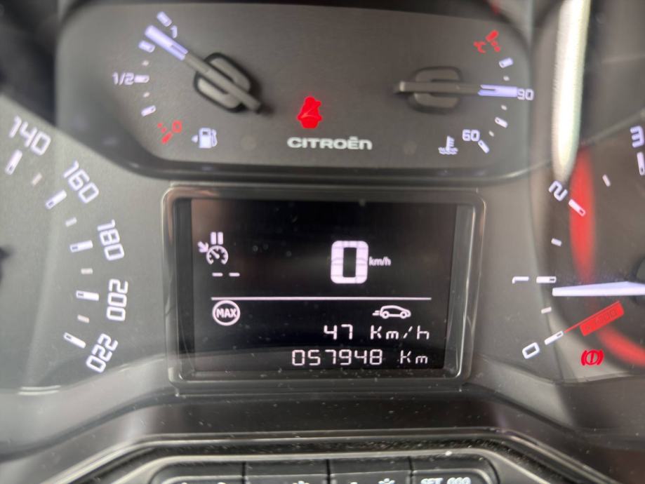 CITROEN C3 1.2 PureTech 82 KS FEEL *VOZILO S JAMSTVOM*, fotografija 16