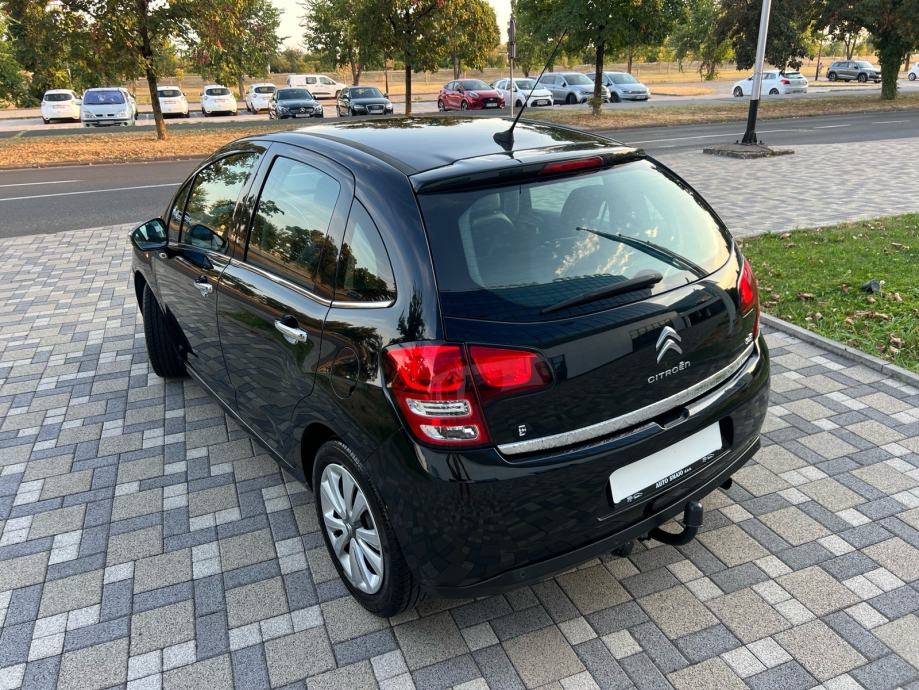 ** CITROEN C3 ** 1.2 VTI ** EXCLUSIVE ** REG 1 GOD** PDC **SERVISNA **, fotografija 4