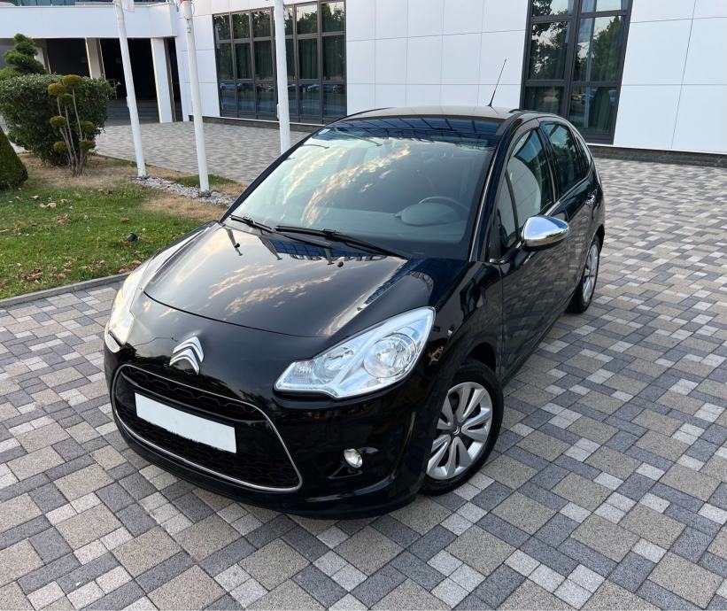 ** CITROEN C3 ** 1.2 VTI ** EXCLUSIVE ** REG 1 GOD** PDC **SERVISNA **, fotografija 2