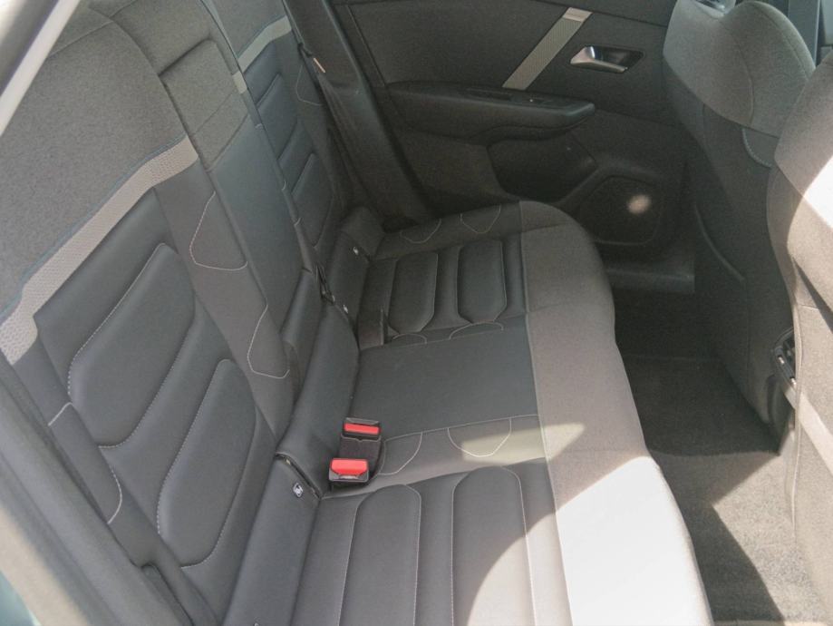 CITROEN C4 1.2 PureTech 130 KS AUTOMATIK *VOZILO S JAMSTVOM*, fotografija 19