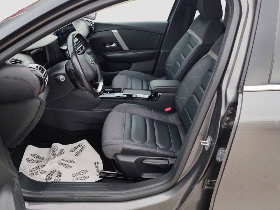 CITROEN C4 1.2 PureTech 130 KS AUTOMATIK *VOZILO S JAMSTVOM*, fotografija 12