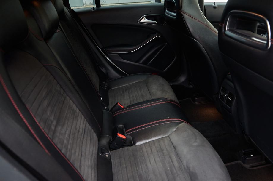 CLA 220d AMG line Shooting brake 2016g.aut.-tipt. reg. 04/27g.Servisna, fotografija 12