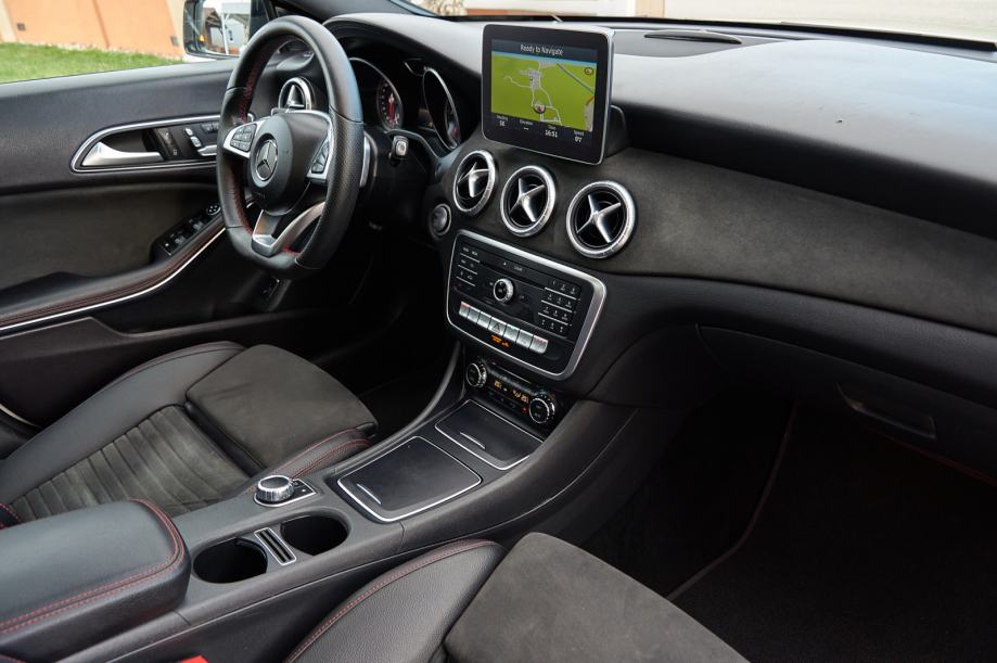 CLA 220d AMG line Shooting brake 2016g.aut.-tipt. reg. 04/27g.Servisna, fotografija 11