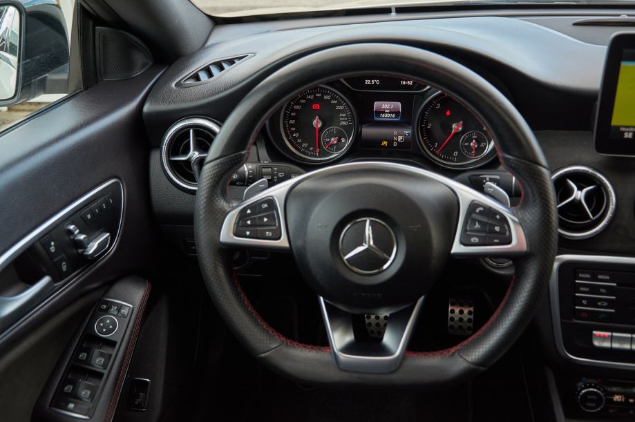 CLA 220d AMG line Shooting brake 2016g.aut.-tipt. reg. 04/27g.Servisna, fotografija 13
