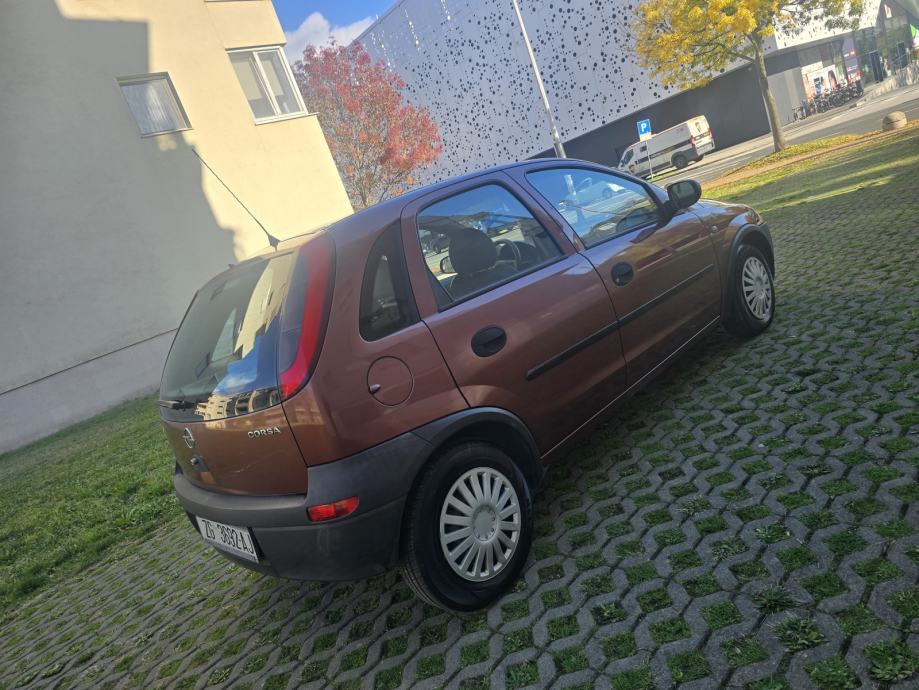 Corsa 1,0 i 12V Servo Volan,Muzika 5 vrata Serv.Knjizica Kredit-Zamj, fotografija 5