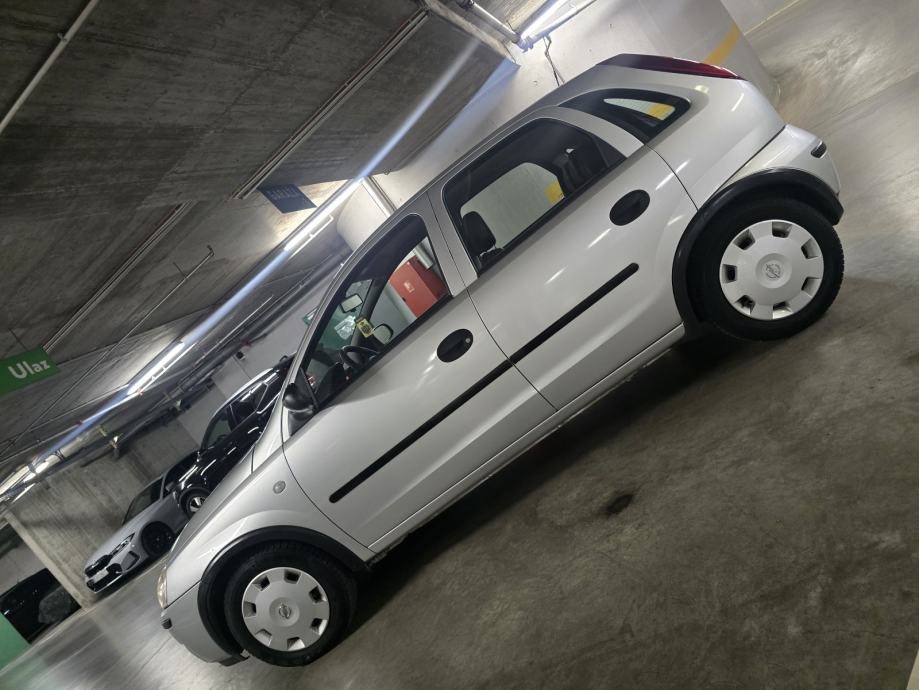 Corsa 1,3 CDTI Servo,Klima,Hr-Vozilo Samo 42000km,Kredit-Zamjena, fotografija 4