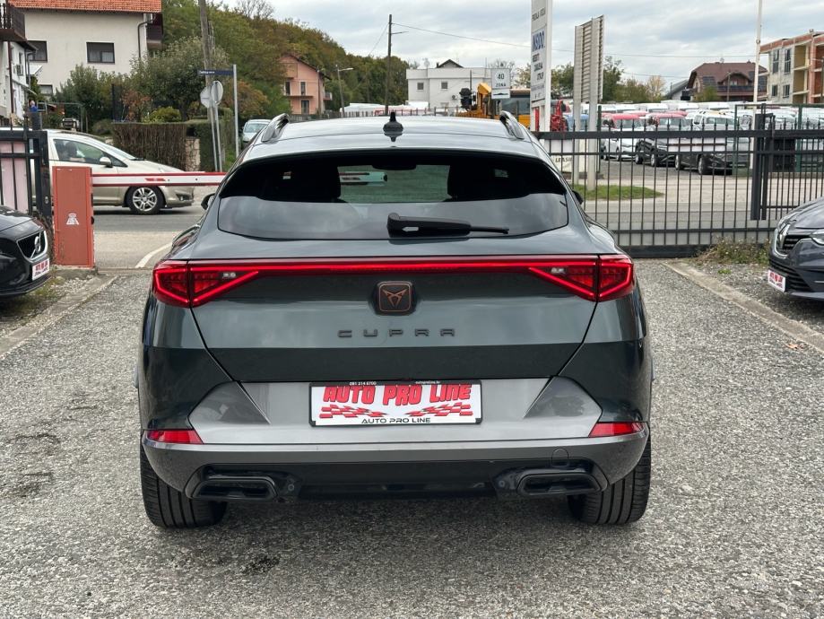 Cupra Formentor 1,4 eHybrid Automatik ***SAMO 50.000km*** KAO NOVA!, fotografija 4