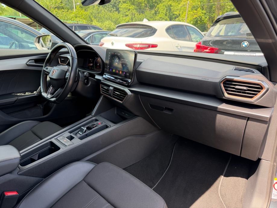 Cupra Formentor 1.4 eHybrid,JAMSTVO,KOŽA,ALU 19,AMBIENT,RADAR,U PDV-U!, fotografija 5