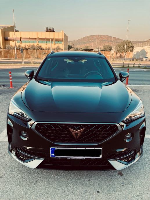 Cupra Formentor 1,4 Plug-in-Hibrid,automatik 245ks, fotografija 3