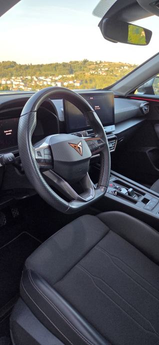 Cupra Formentor 1,4 eHybrid automatik, fotografija 13
