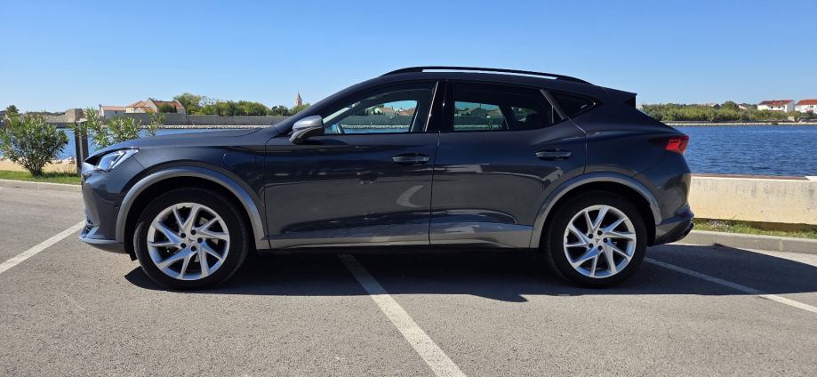 Cupra Formentor 1,4 eHybrid automatik, fotografija 3