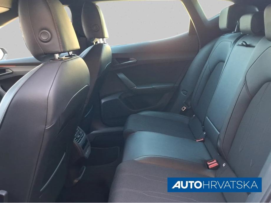 CUPRA FORMENTOR 1.5 ETSI, 31.990,00 €, fotografija 13