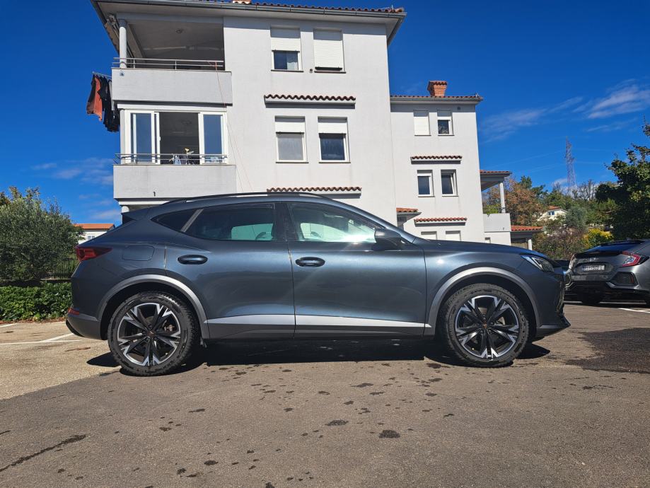 Cupra Formentor 1,5 TSI automatik, fotografija 5