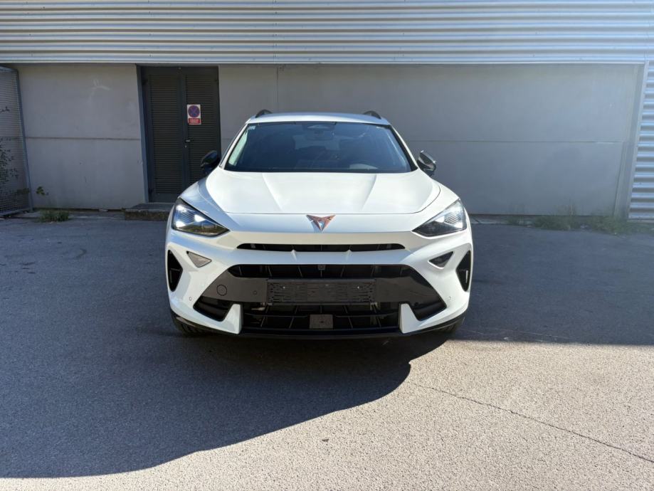 Cupra Formentor 1.5 TSI DSG mHEV Impulse *TOP STANJE * VIŠE VOZILA*, fotografija 3