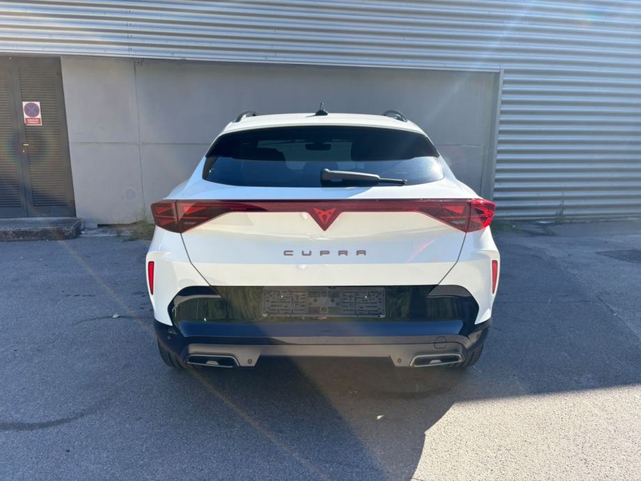 Cupra Formentor 1.5 TSI DSG mHEV Impulse *TOP STANJE * VIŠE VOZILA*, fotografija 8