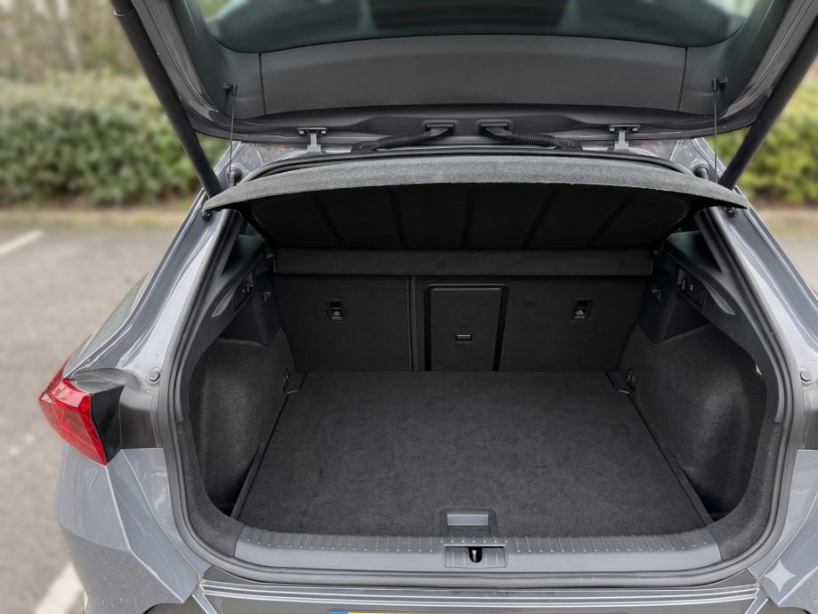 Cupra Formentor 1.5 TSI – HR auto, reg. 02/2027!, fotografija 8