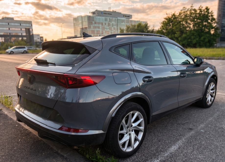 Cupra Formentor 1.5 TSI – HR auto, reg. 02/2027!, fotografija 5