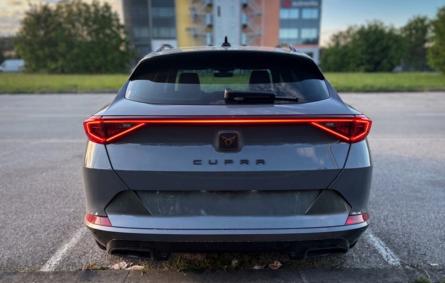 Cupra Formentor 1.5 TSI – HR auto, reg. 02/2027!, fotografija 6