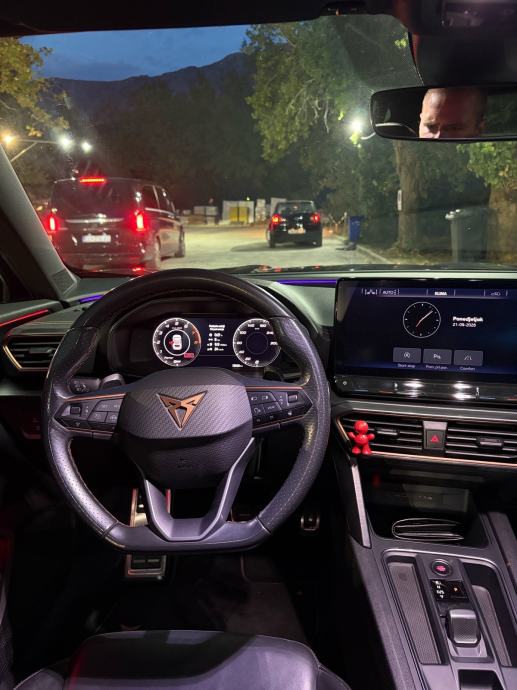 Cupra Formentor 2,0 TSI automatik, fotografija 8