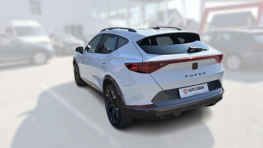 CUPRA FORMENTOR 2023 • PREMIUM jamstvo • AutoZubak Rabljena, fotografija 8