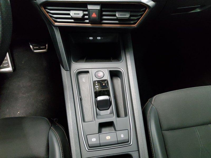 CUPRA Leon 2.0 TSI automatik • ACC • LED, fotografija 6