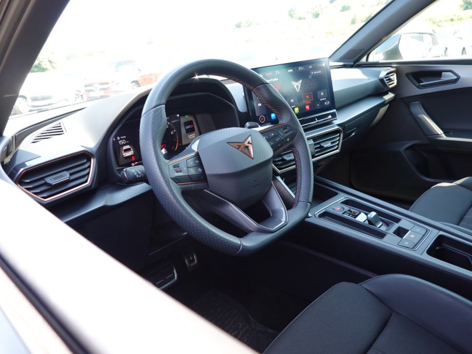 Cupra Leon 2.0 TSI VZ DSG+F1+LED+DCC+VZV.KAMERA+KEYLESS, fotografija 7