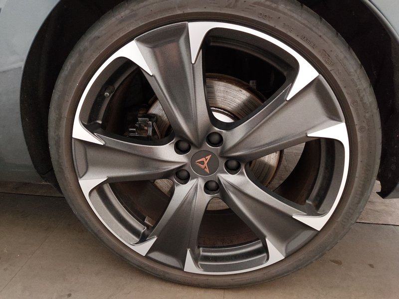 CUPRA Leon Sportstourer 1.4 e-Hybrid automatik • ACC • digitalni instr, fotografija 8