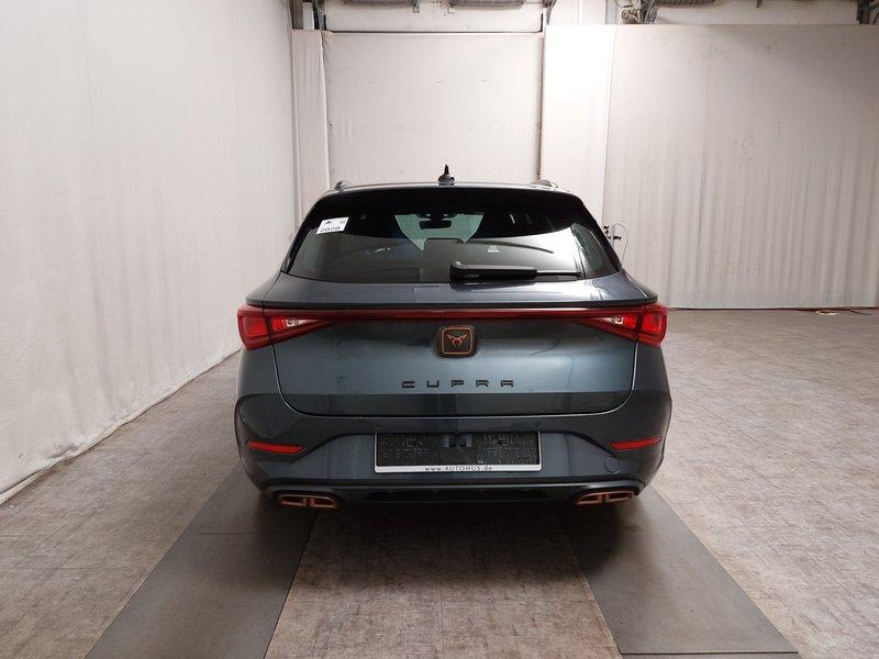 CUPRA Leon Sportstourer 1.4 e-Hybrid automatik • ACC • digitalni instr, fotografija 14