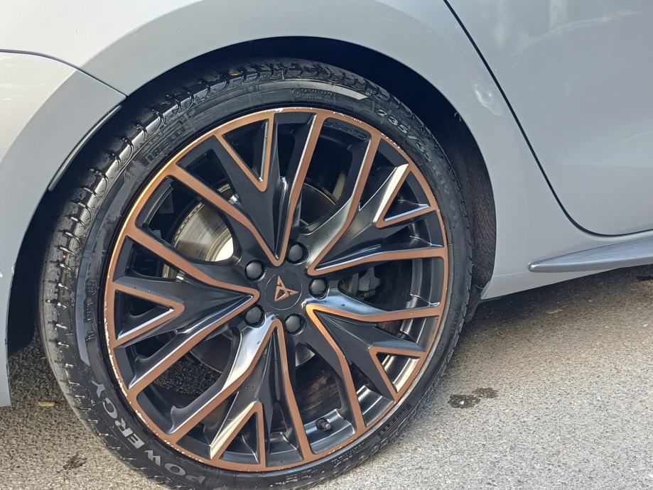 Cupra Leon ST 2,0 TSI 300KS 4DRIVE, fotografija 16