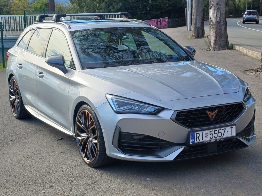 Cupra Leon ST 2,0 TSI 300KS 4DRIVE, fotografija 2