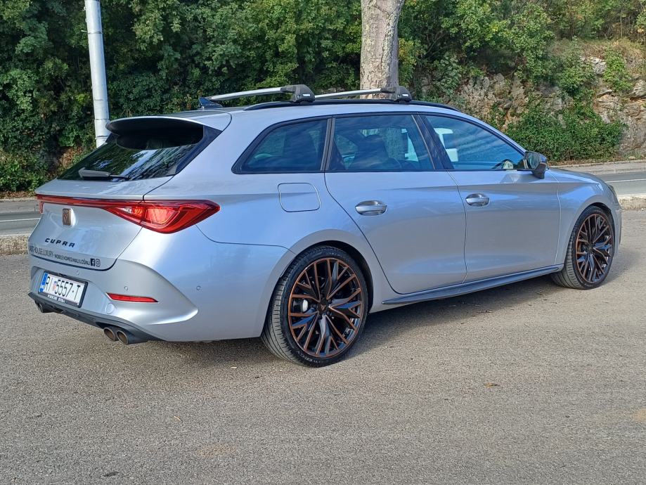 Cupra Leon ST 2,0 TSI 300KS 4DRIVE, fotografija 8