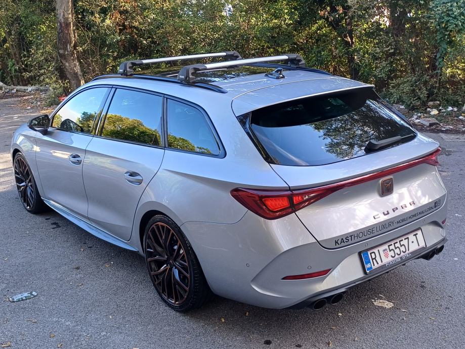 Cupra Leon ST 2,0 TSI 300KS 4DRIVE, fotografija 12