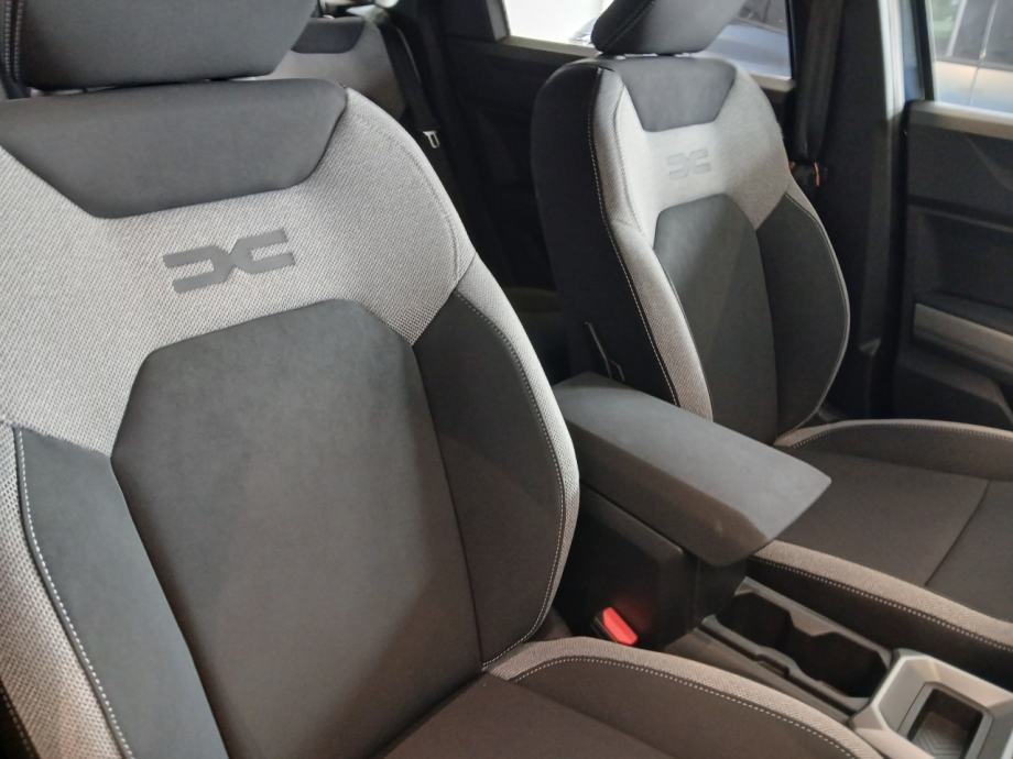 Dacia Bigster 1,2 TCe 140 Journey * SALONSKO VOZILO - DEMO *, fotografija 15