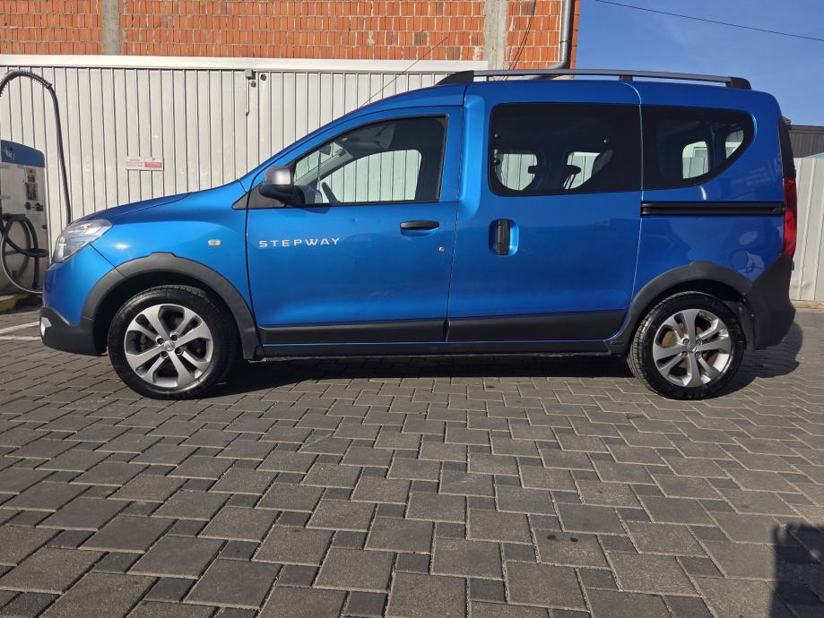 Dacia Dokker STEPWAY 1,2 TCe 115,Klima,Navi,reg.10/27., fotografija 2