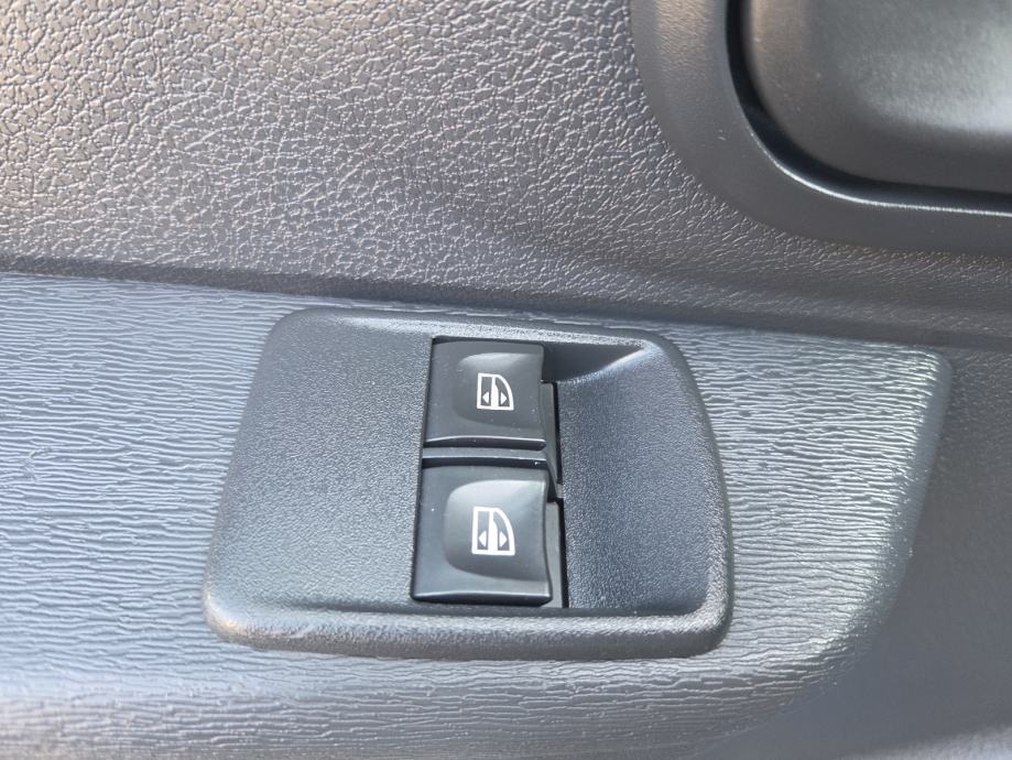 Dacia Dokker STEPWAY 1,2 TCe 115,Klima,Navi,reg.10/27., fotografija 16
