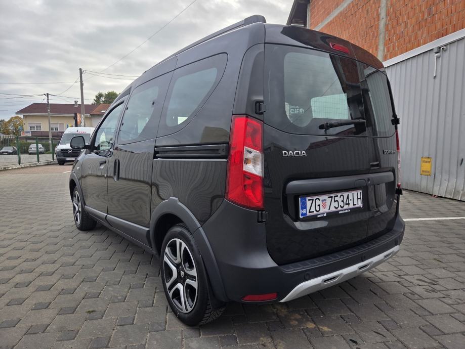 Dacia Dokker STEPWAY 1,2 TCe REG.10/27. SERVISNA,KLIMA, fotografija 3