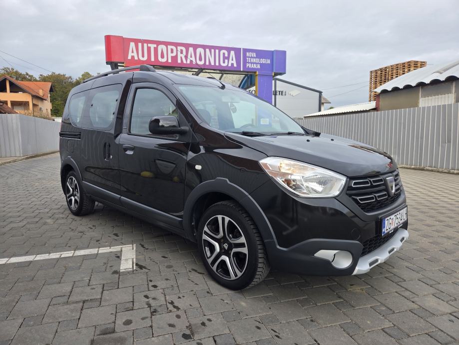 Dacia Dokker STEPWAY 1,2 TCe REG.10/27. SERVISNA,KLIMA, fotografija 4