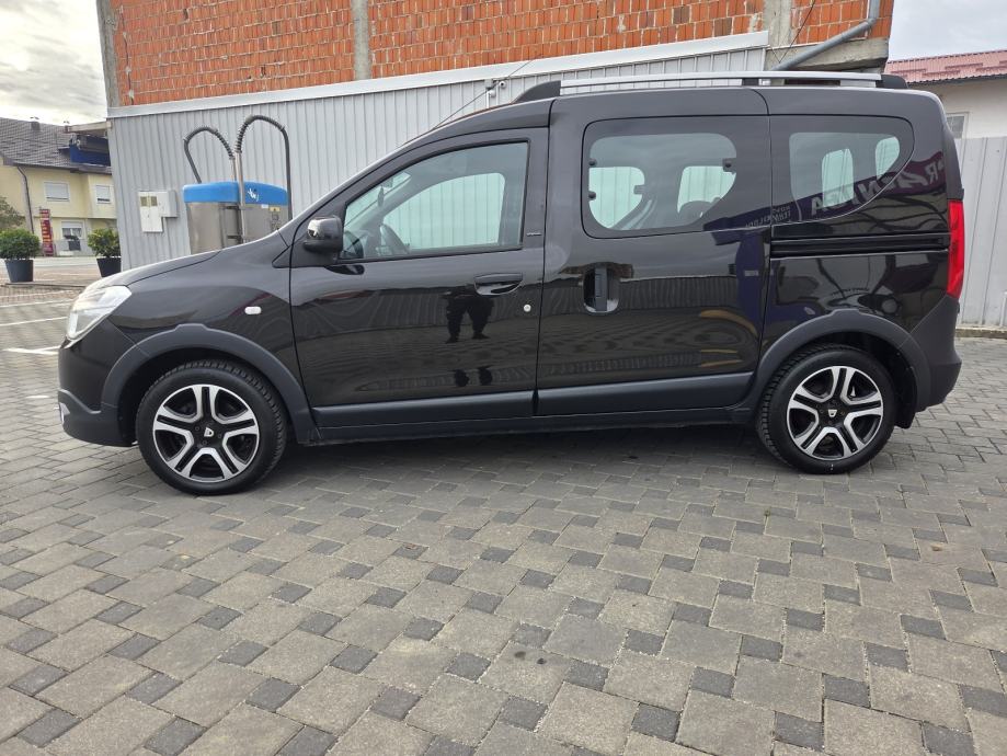 Dacia Dokker STEPWAY 1,2 TCe REG.10/27. SERVISNA,KLIMA, fotografija 2