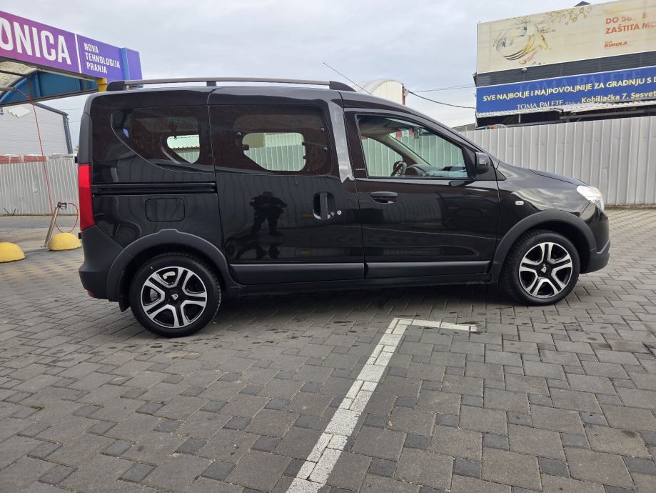 Dacia Dokker STEPWAY 1,2 TCe REG.10/27. SERVISNA,KLIMA, fotografija 5