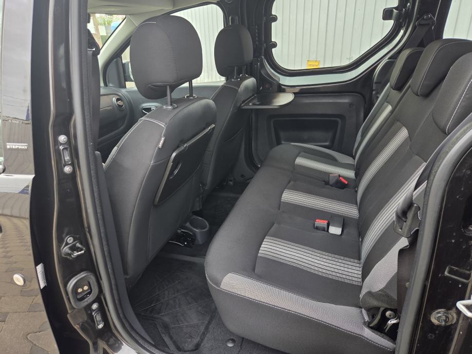 Dacia Dokker STEPWAY 1,2 TCe REG.10/27. SERVISNA,KLIMA, fotografija 14