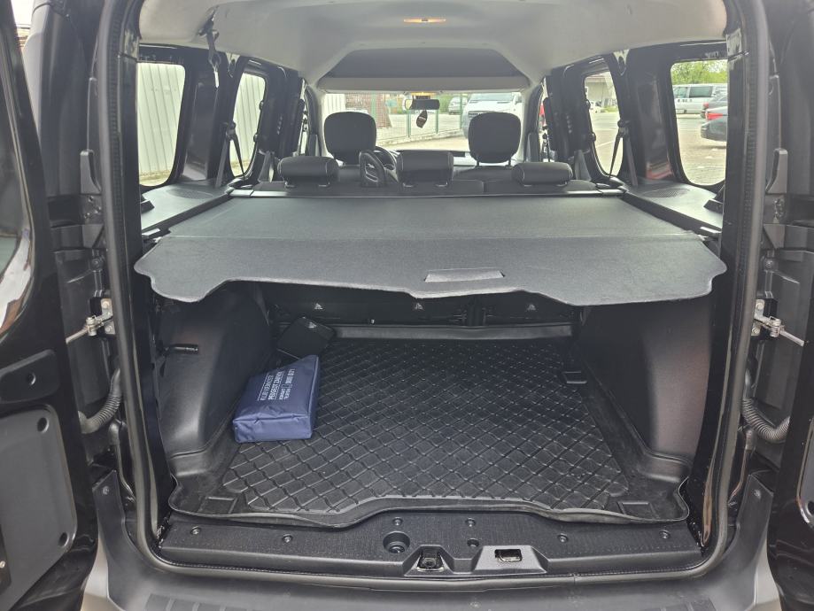 Dacia Dokker STEPWAY 1,2 TCe REG.10/27. SERVISNA,KLIMA, fotografija 15