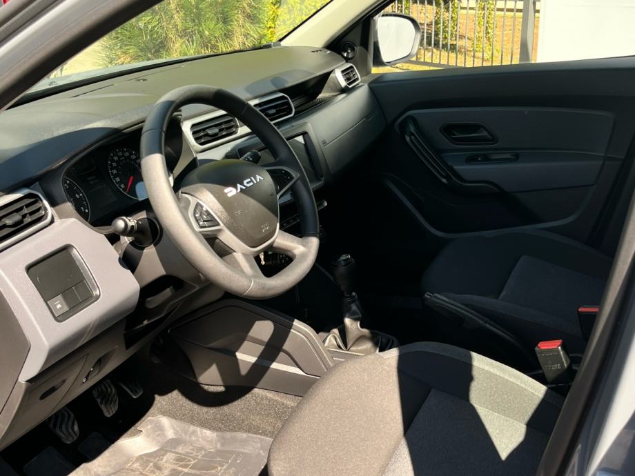 Dacia Duster 1,0 Tce 100 ECO-G Essential, fotografija 3