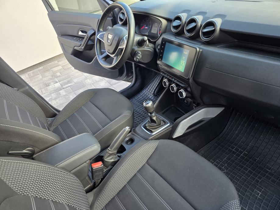 Dacia Duster 1,0 tce sa atestiranim plinom reg godinu dana, fotografija 11